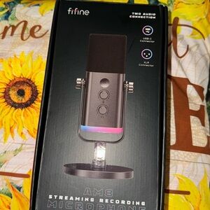 XLR/USB‎ Dynamic Microphone